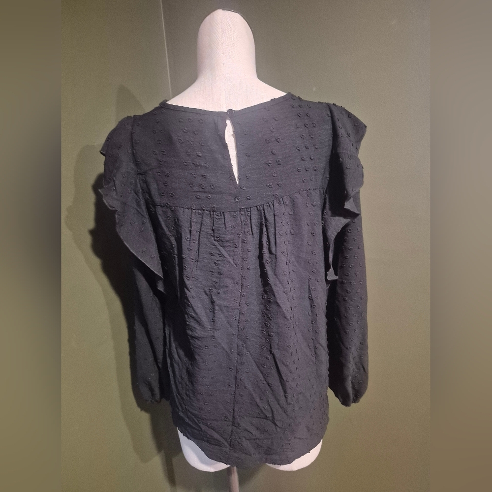 Elegant Black Ruffled Women's Top - Picture 3 of 4